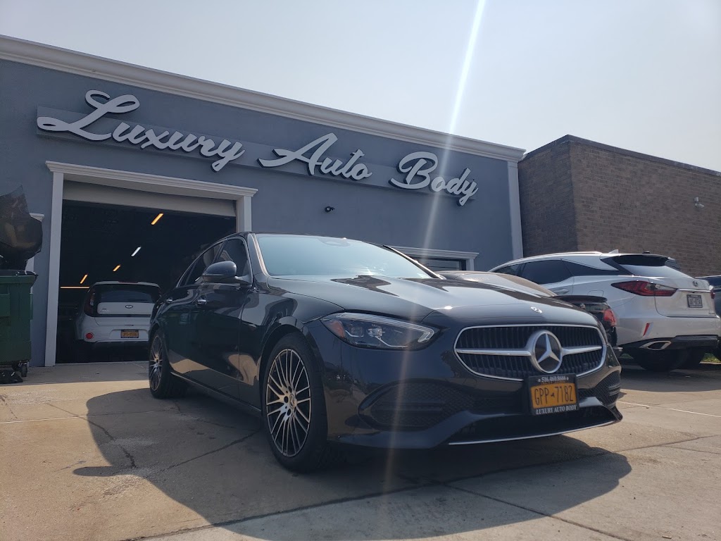 Luxury Auto Body LLC | 3943 Austin Blvd, Island Park, NY 11558, USA | Phone: (516) 460-8666