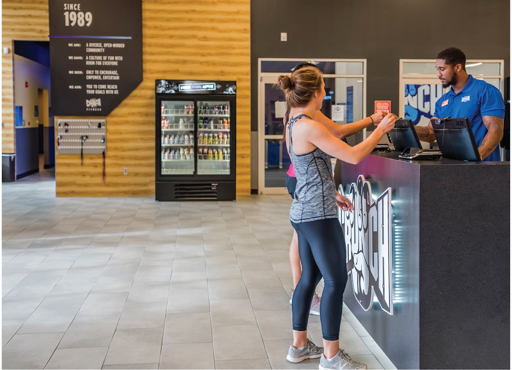 Crunch Fitness - Land OLakes | 2126 Collier Pkwy, Land O Lakes, FL 34639, USA | Phone: (813) 499-0151