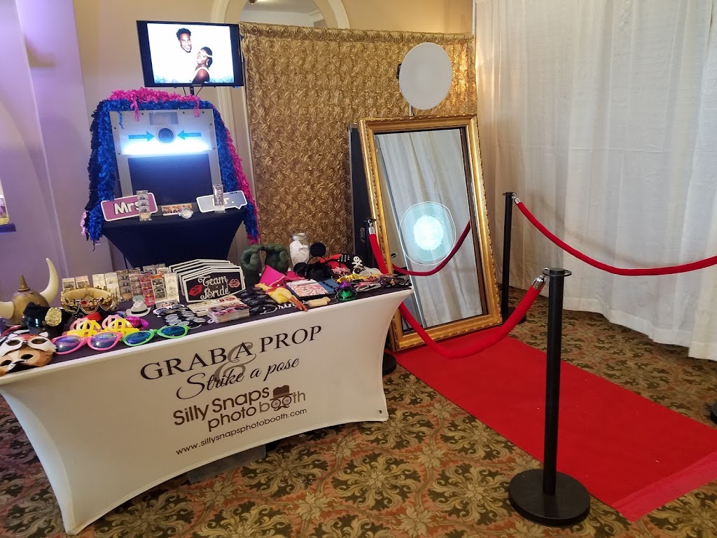 Silly Snaps Photo Booth | 1882 US-9, Stuyvesant, NY 12173, USA | Phone: (518) 653-5795