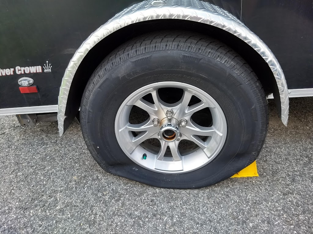 Smittys Tire | 3801-3899 Halley Terrace SE, Washington, DC 20032, USA | Phone: (202) 561-4443 Smittys Tire | 3801-3899 Halley Terrace SE, Washington, DC 20032, USA | Phone: (202) 561-4443