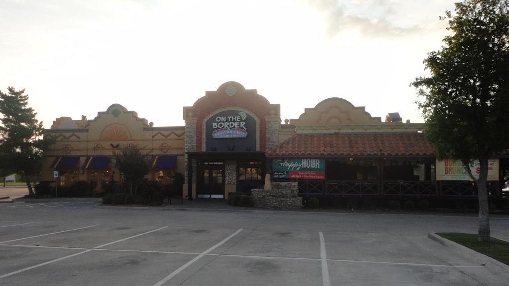 On The Border Mexican Grill & Cantina - Fossil Creek | 6250 North Fwy, Fort Worth, TX 76137, USA | Phone: (817) 768-3840