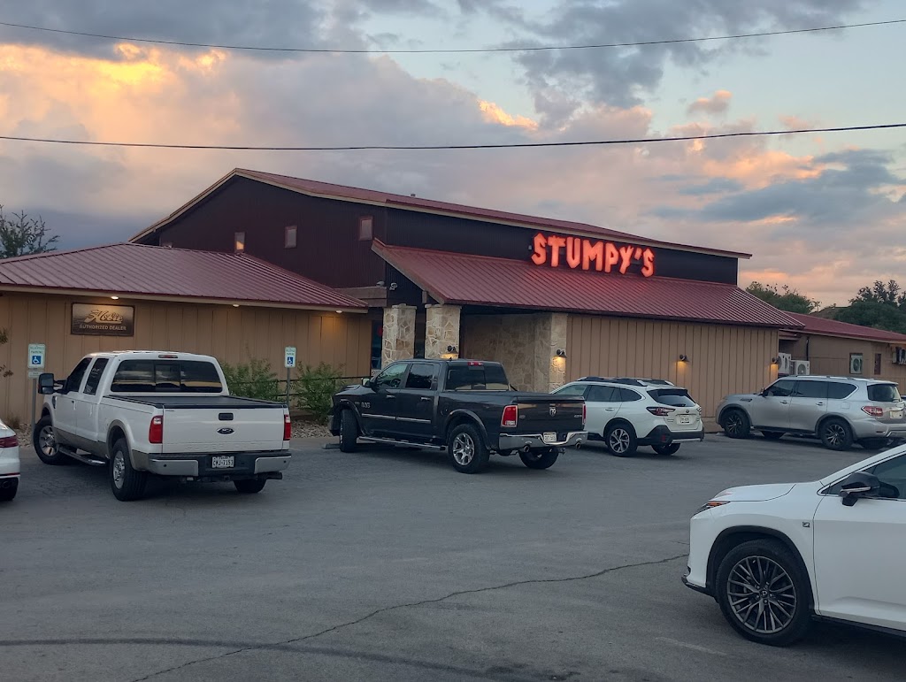 Stumpys Lakeside Grill | 2323 S Morgan St, Granbury, TX 76048, USA | Phone: (817) 279-1000