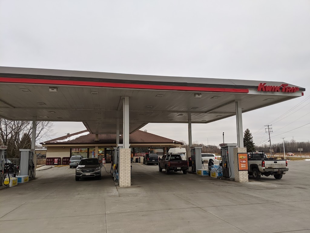 KWIK TRIP #1010 | 1299 Washington Ave, Cedarburg, WI 53012, USA | Phone: (262) 376-1412