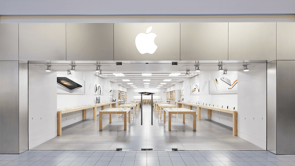 Apple Freehold Raceway Mall | 3710 US-9, Freehold, NJ 07728, USA | Phone: (732) 358-8426