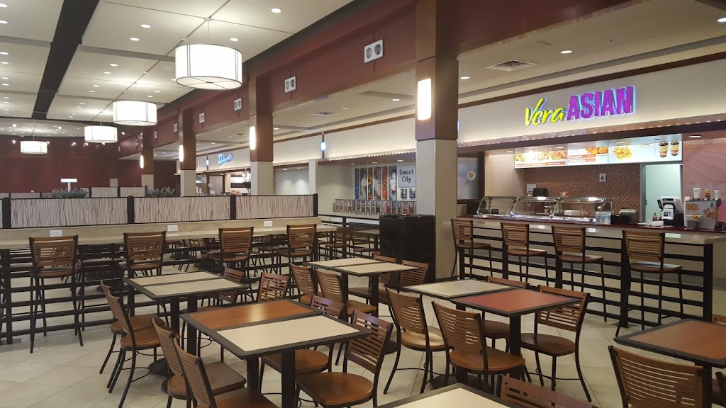 Chesterfield Outlets | 17057 N Outer 40 Rd, Chesterfield, MO 63005, USA | Phone: (636) 536-3014