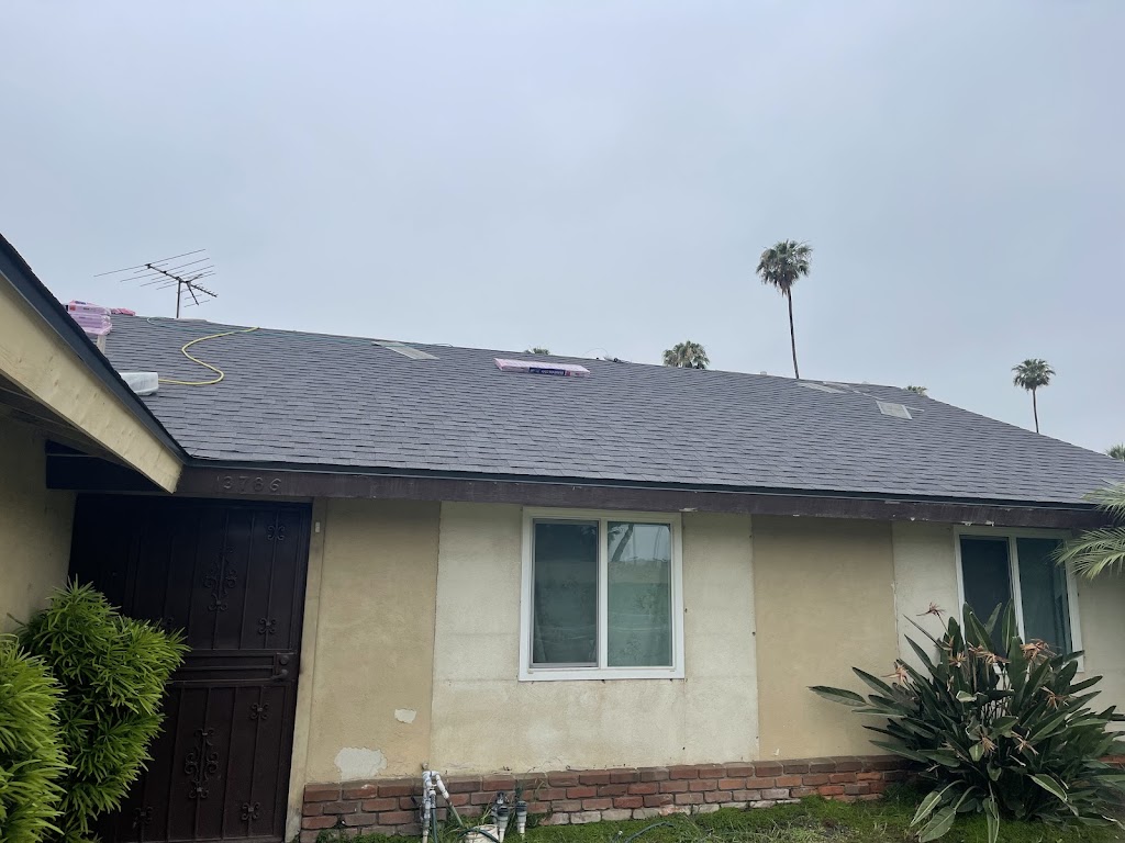 American Highland Roofing | 712 W 10th St, Corona, CA 92882, USA | Phone: (951) 463-1512