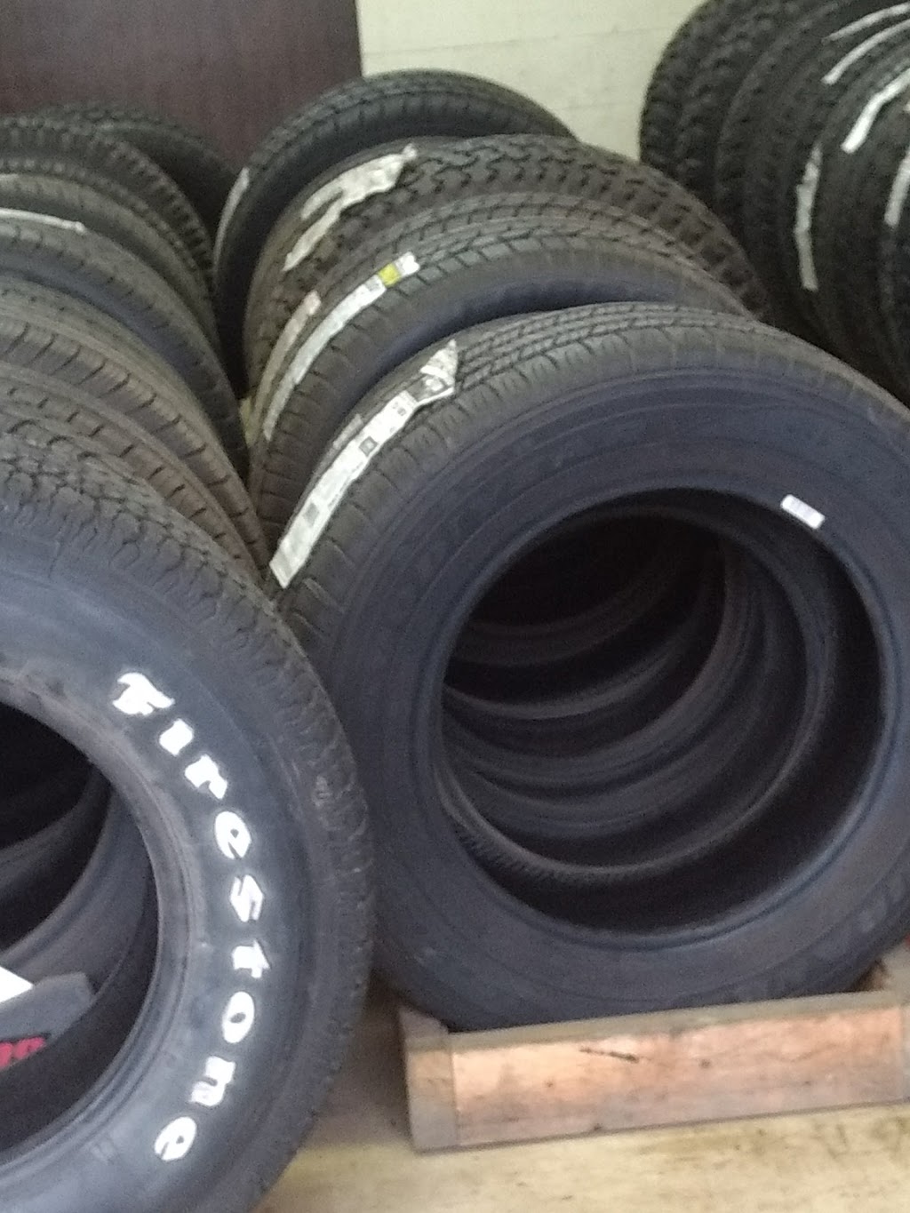 Kings Super Tire | 6452 PA-819 South, Mt Pleasant, PA 15666, USA | Phone: (724) 547-9781