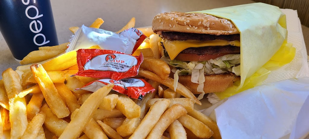 Tom’s Super Burger | 555 E Alondra Blvd, Gardena, CA 90248, USA | Phone: (310) 515-5446