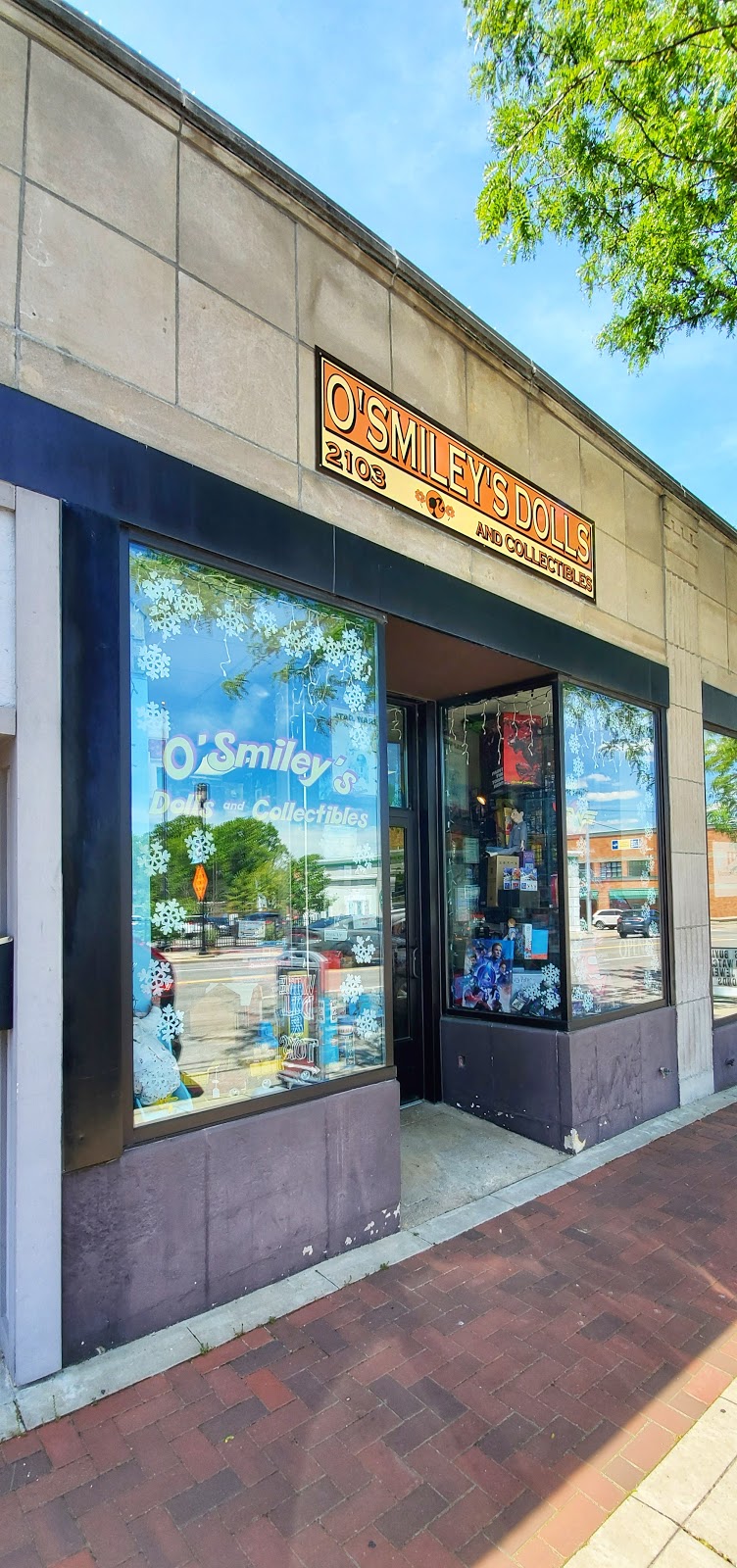 OSmileys Dolls and Collectibles, LLC | 2103 Beechmont Ave, Cincinnati, OH 45230, USA | Phone: (513) 233-3655