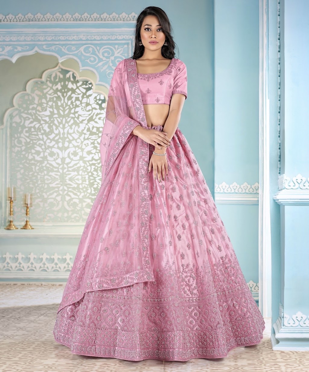 Varsha Patel Designer Boutique | Sagar Exclusive | 4542 Dublin Blvd, Dublin, CA 94568, USA | Phone: (925) 587-1502