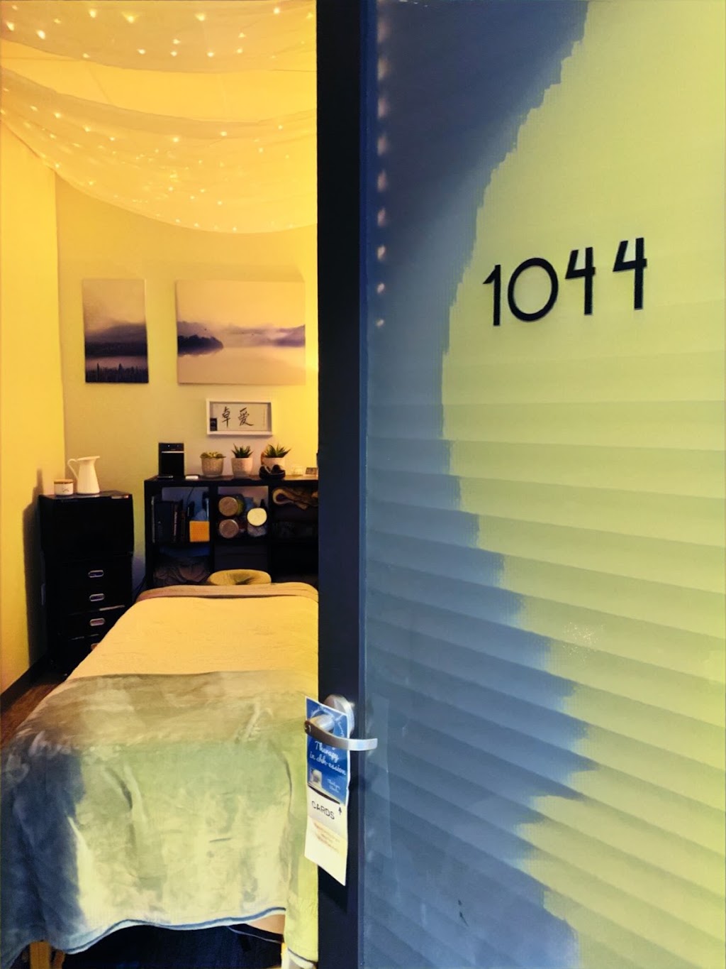 Northwest Massage Therapy Wilsonville | 25030 SW Parkway Ave Suite 1044, Wilsonville, OR 97070, USA | Phone: (503) 749-7974