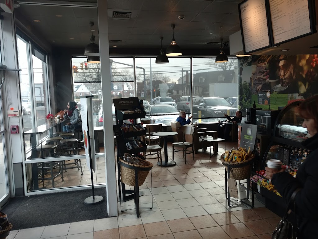 Starbucks | 640 Franklin Ave, Franklin Square, NY 11010, USA | Phone: (516) 256-5668