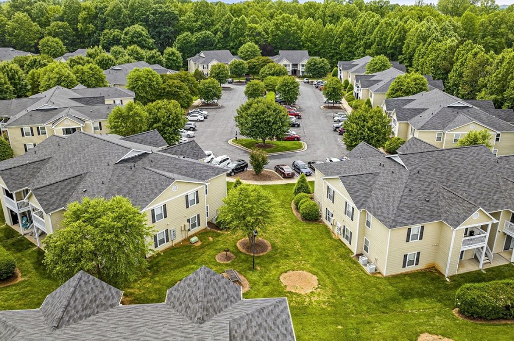 Fieldstone Apartment Homes | 510 Quaker Creek Dr, Mebane, NC 27302, USA | Phone: (919) 910-0287