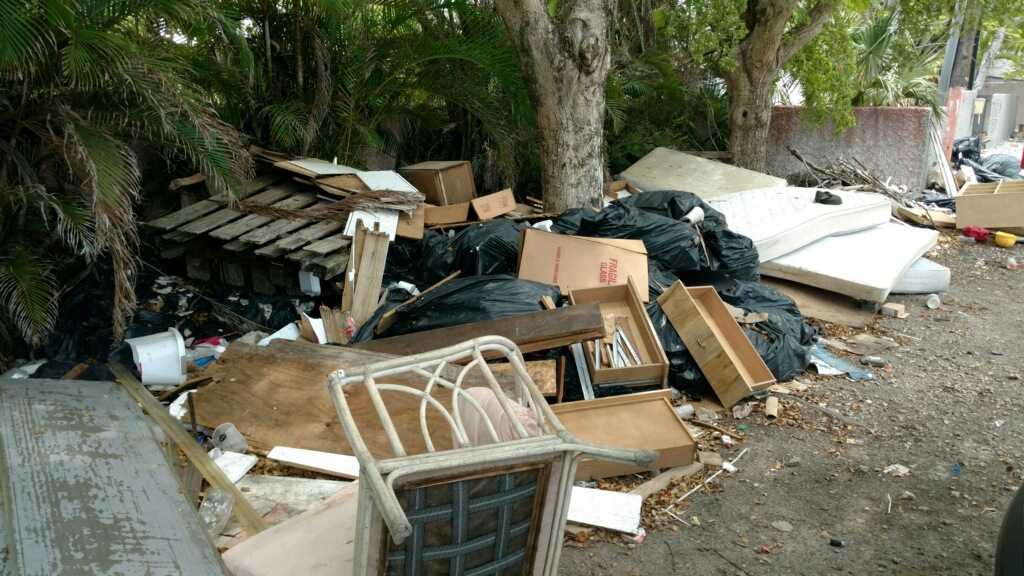 Junk Trash Removal | 8331 NW 18th St, Pembroke Pines, FL 33024, USA | Phone: (954) 633-8288