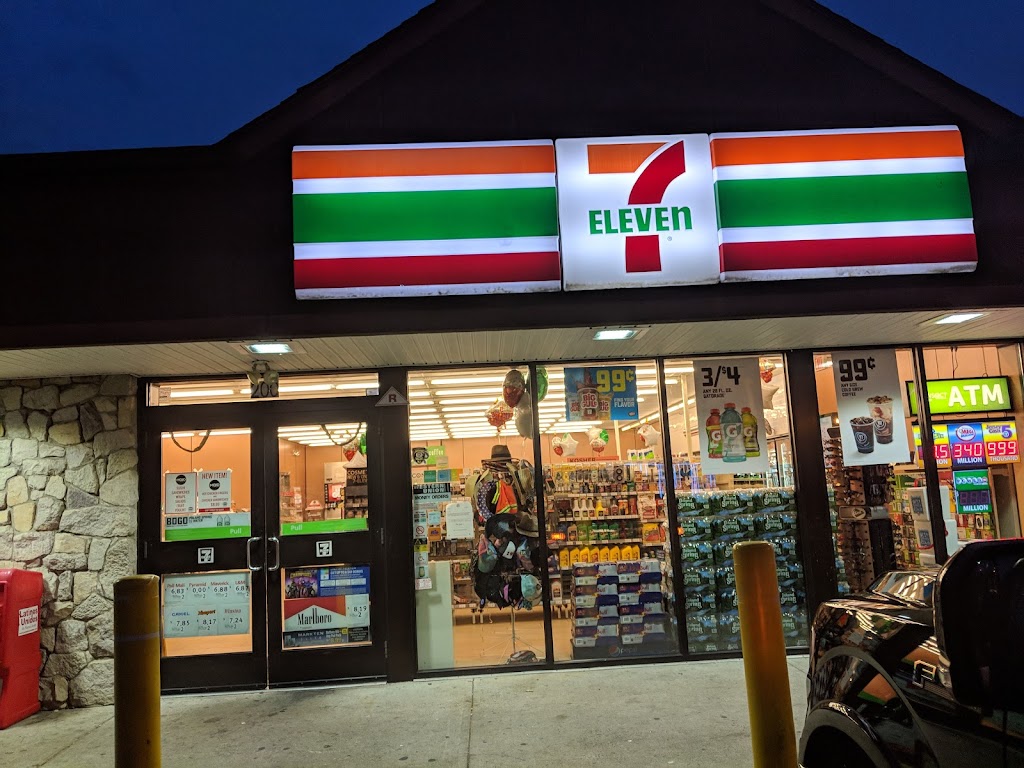 7-Eleven | 200 River Ave, Lakewood, NJ 08701, USA | Phone: (732) 901-0398