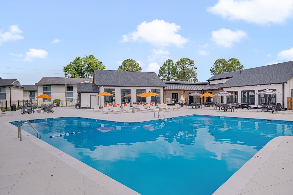 Crossings @ 501 | 4230 Garrett Rd, Durham, NC 27707, USA | Phone: (919) 489-2302