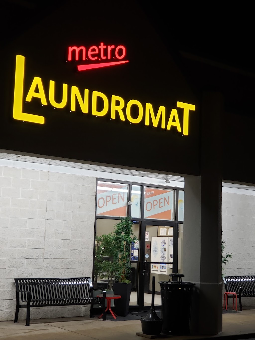 Metro Laundromat | 1827 McKees Rocks Rd, McKees Rocks, PA 15136, USA | Phone: (412) 880-7096