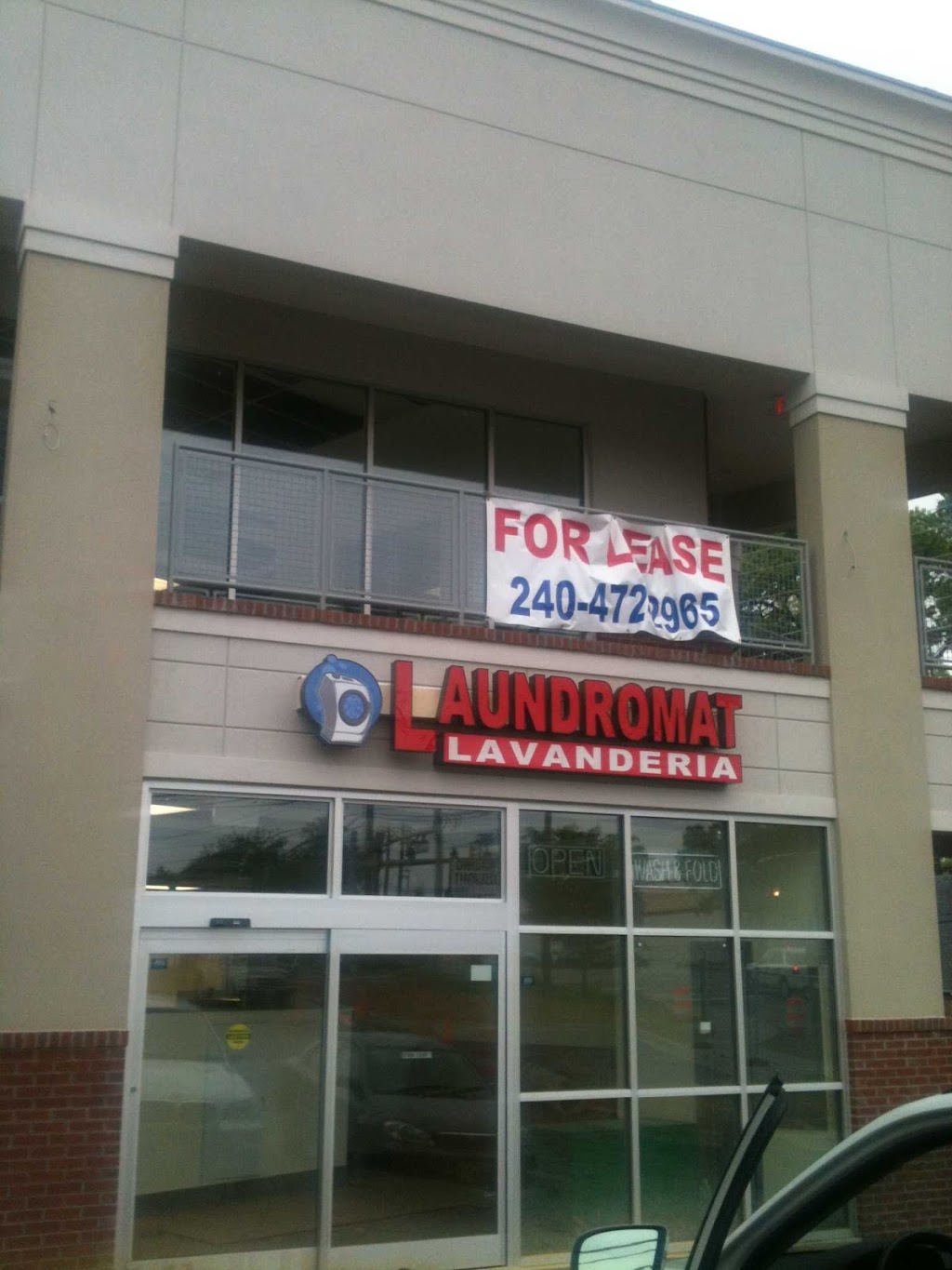 Takoma Park Laundromat | 8435 Piney Branch Rd, Takoma Park, MD 20912 | Phone: (301) 608-8008