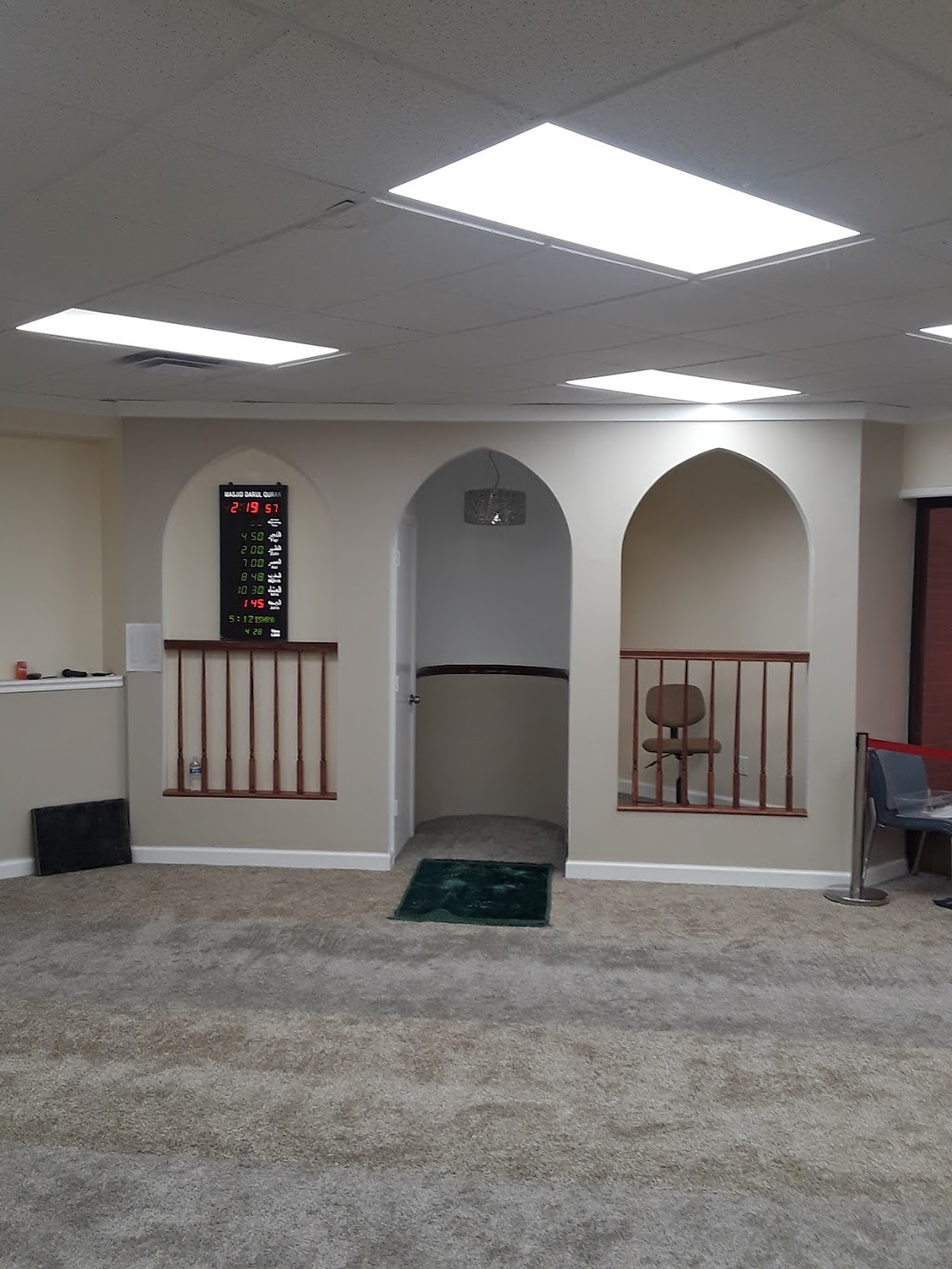 Masjid Darul Quran | 4806 E 9 Mile Rd, Warren, MI 48091, USA | Phone: (313) 663-0559