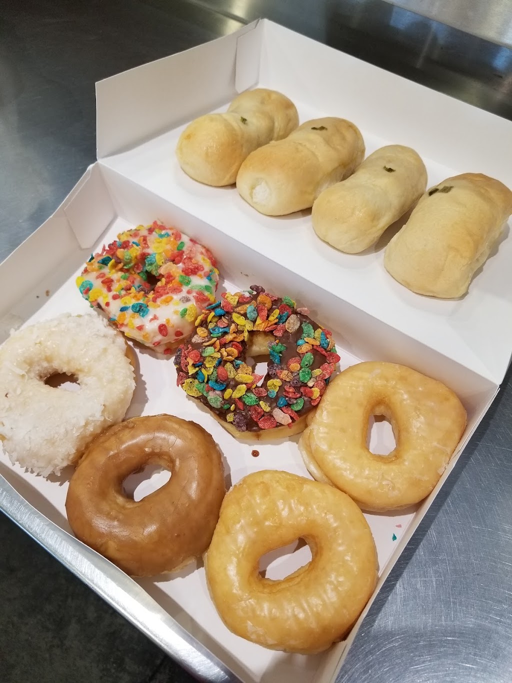 Bakery Donuts | 263 Cypresswood Dr, Spring, TX 77388, USA | Phone: (281) 350-3111