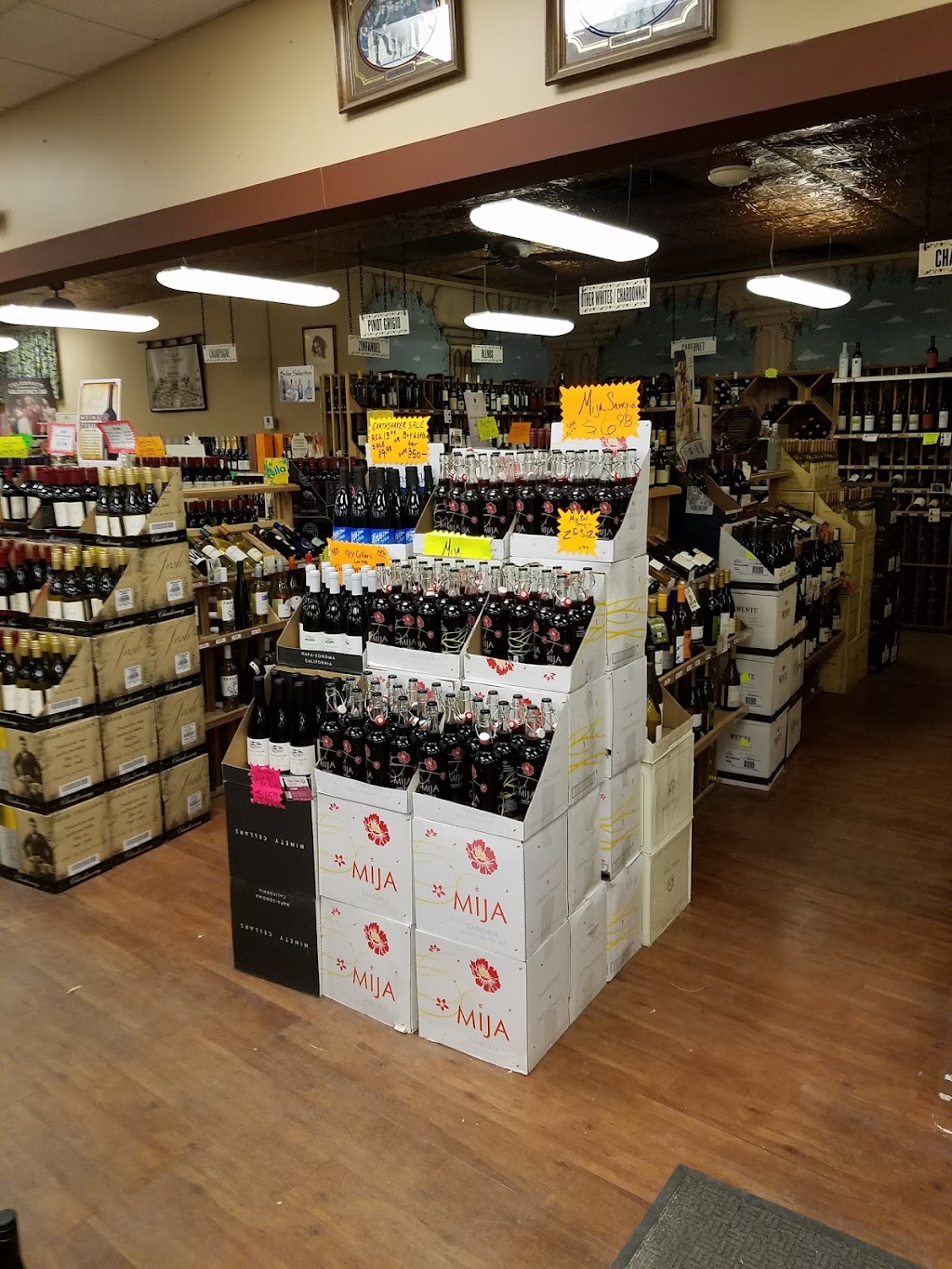 Dubss Liquors and Fine Wines | 30 Chauncy St, Mansfield, MA 02048 | Phone: (508) 339-3454