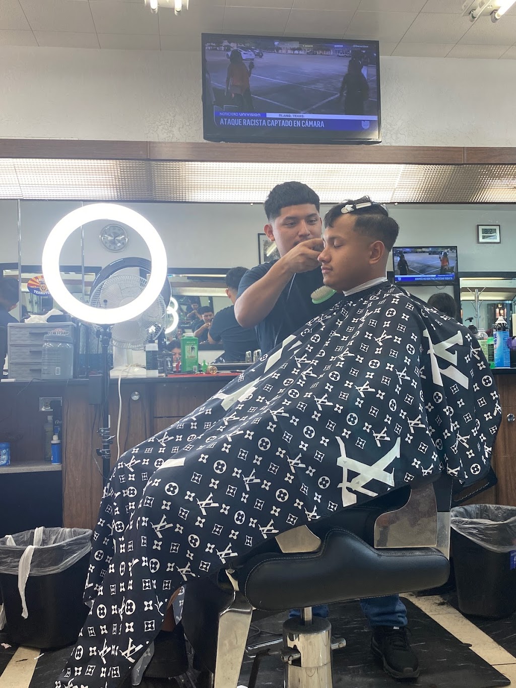 Star Barber shop | 2934 N 43rd Ave, Phoenix, AZ 85031 | Phone: (602) 272-2523