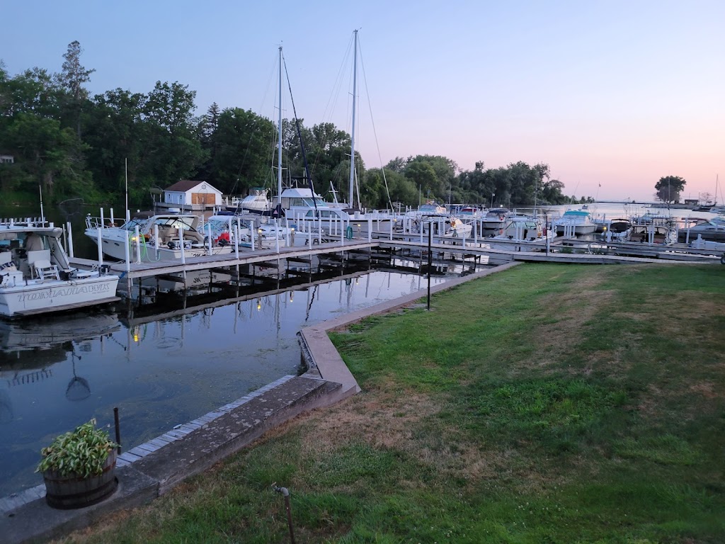 Ernsts Lake Breeze Marina | 990 Point Breeze Rd, Kent, NY 14477, USA | Phone: (585) 682-3995