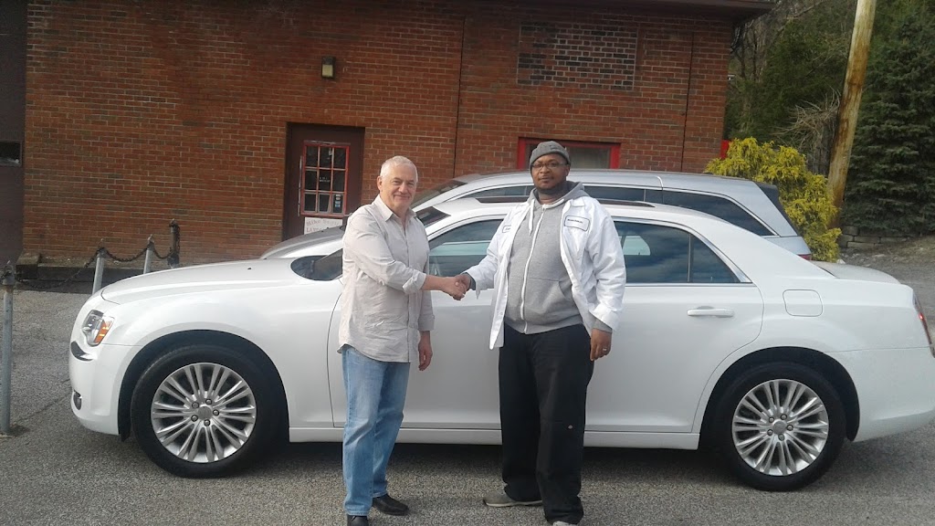 New Line Motors, Inc | 7900 Mayfield Rd, Chesterland, OH 44026, USA | Phone: (216) 849-1585