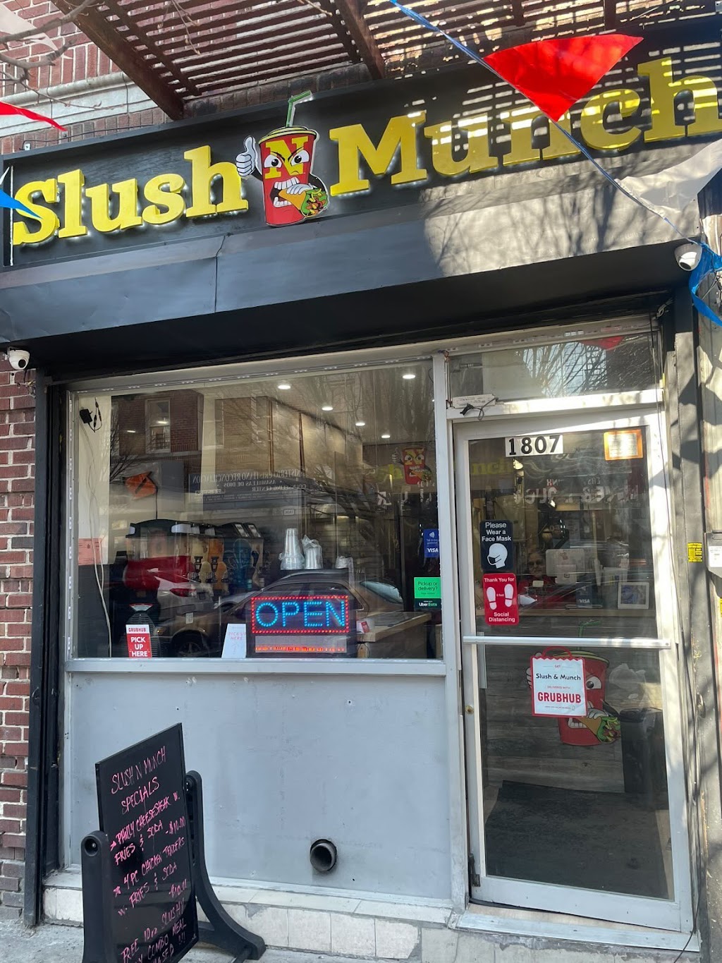 SlushNmunch | 1807 Archer St, Bronx, NY 10460, USA | Phone: (347) 621-1086