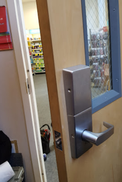 Yale KeyExpress | 235 Park Rd, Burlingame, CA 94010, USA | Phone: (650) 319-9513