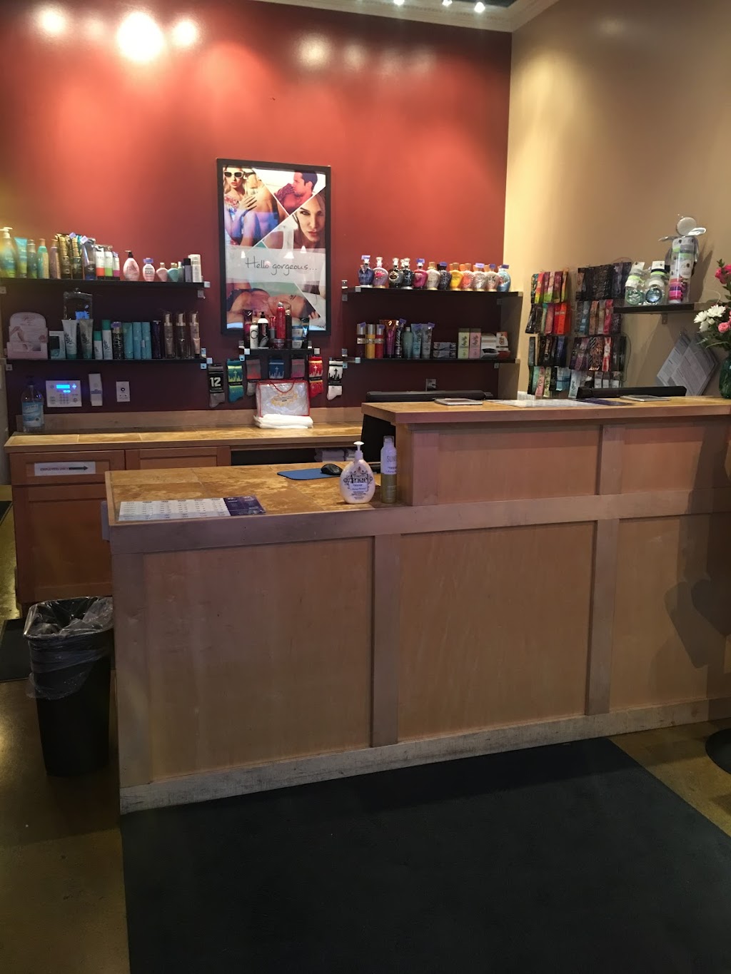 Seattle Sun Tan Monroe | 14751 N Kelsey St #103, Monroe, WA 98272, USA | Phone: (360) 794-9599