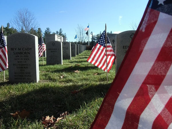 Ogle & Paul R. Young Funeral Home | 5086 College Corner Pike, Oxford, OH 45056, USA | Phone: (513) 523-4411