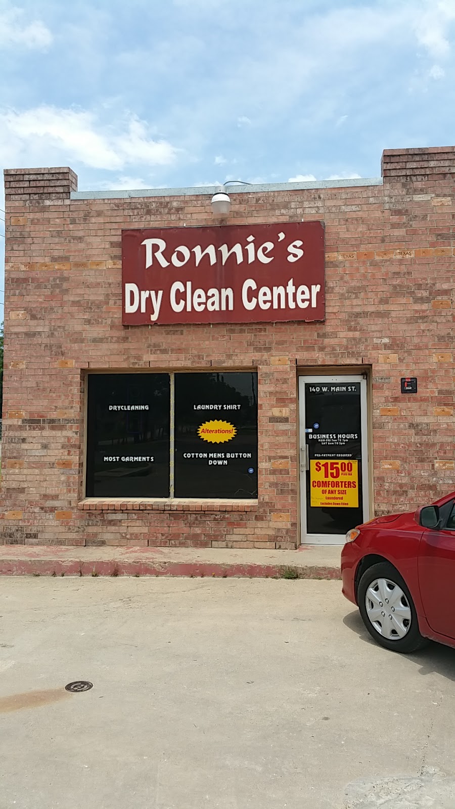 Ronnies Dry Clean Center | 140 W Main St, Royse City, TX 75189, USA | Phone: (469) 723-5000