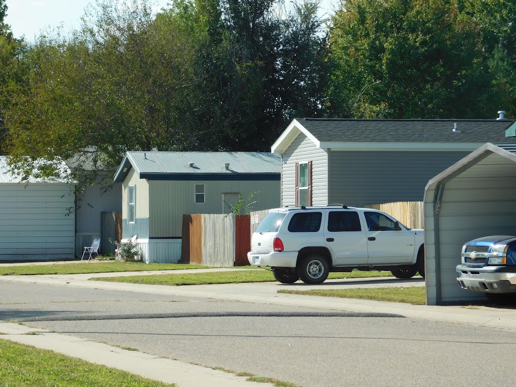 Cedar Ridge Manufactured Housing Community | 5135 S Hydraulic Ave, Wichita, KS 67216, USA | Phone: (844) 967-4832