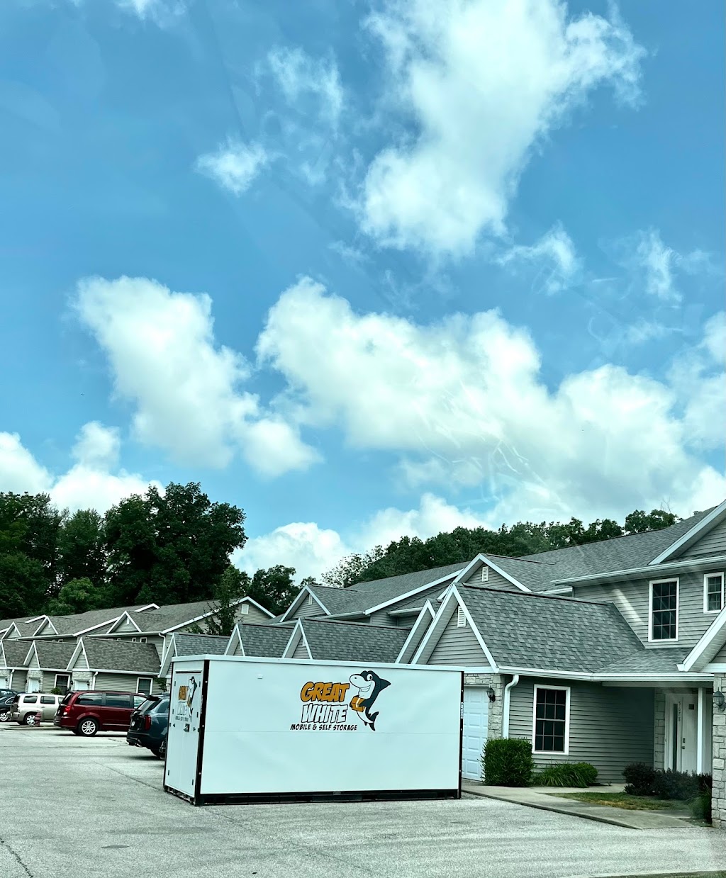 Great White Mobile & Self Storage | 5610 N Marr Rd, Columbus, IN 47203, USA | Phone: (812) 390-4944