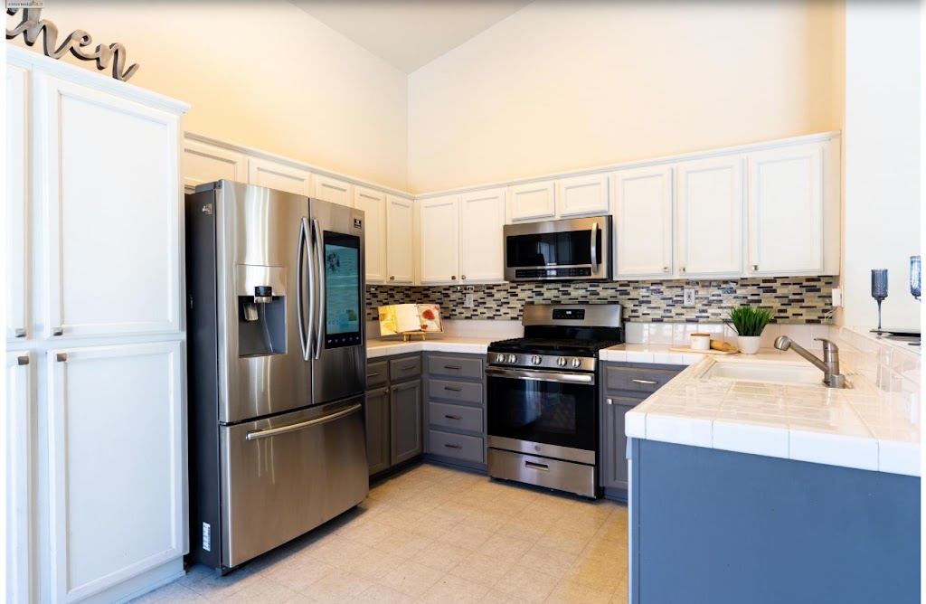 Nikki Hai Realtor | JPAR Iron Horse Real Estate #R02106680 | 550 Main St, Pleasanton, CA 94566, USA | Phone: (415) 531-7117