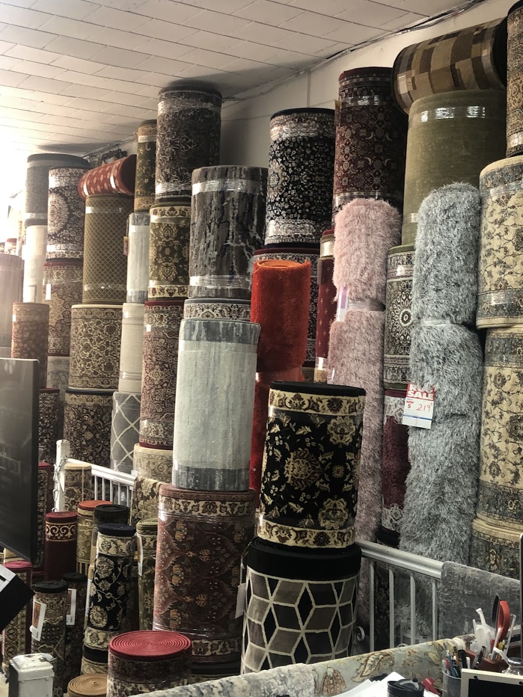 Rainbow Carpet And Rug | Queens Boulevard, Forest Hills, NY 11375, USA | Phone: (718) 275-0300