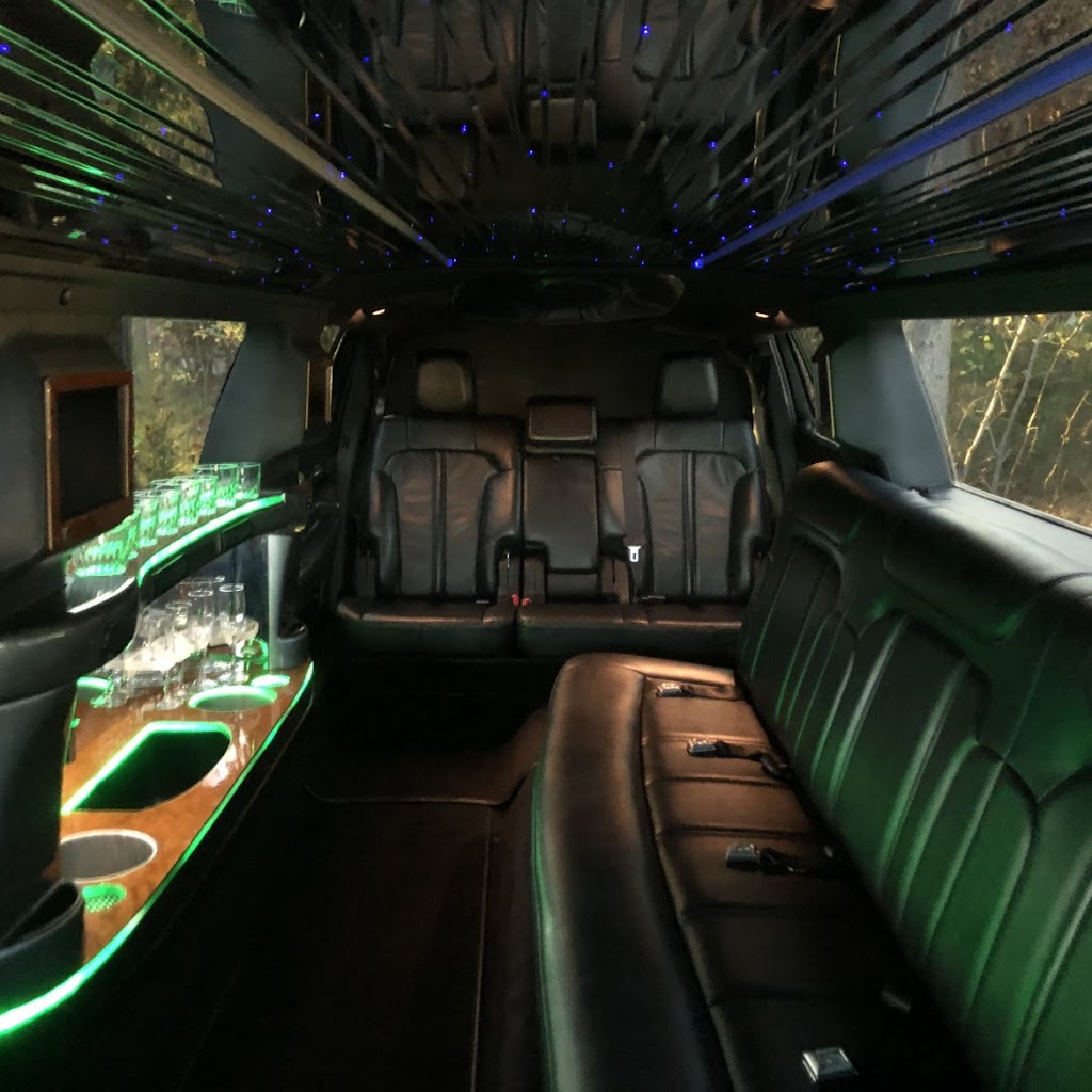 Fast Wheels Limousine & Transportation Services | 54 Bridge St, Raynham, MA 02767, USA | Phone: (774) 434-2262