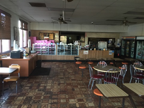 Donut Country | 1716 N 11th Ave, Hanford, CA 93230, USA | Phone: (559) 584-4040