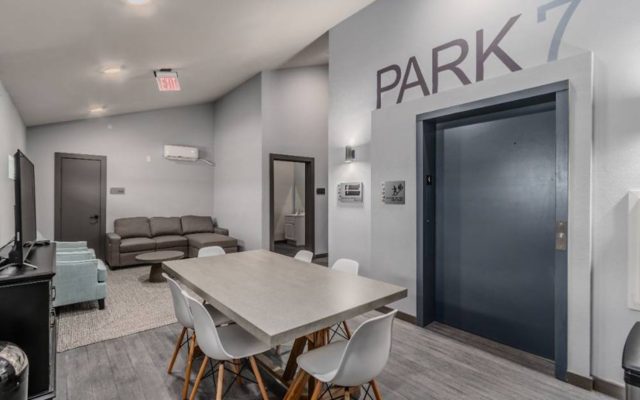 Park 7 | 201 Wimberly St, Fort Worth, TX 76107, USA | Phone: (817) 646-5021