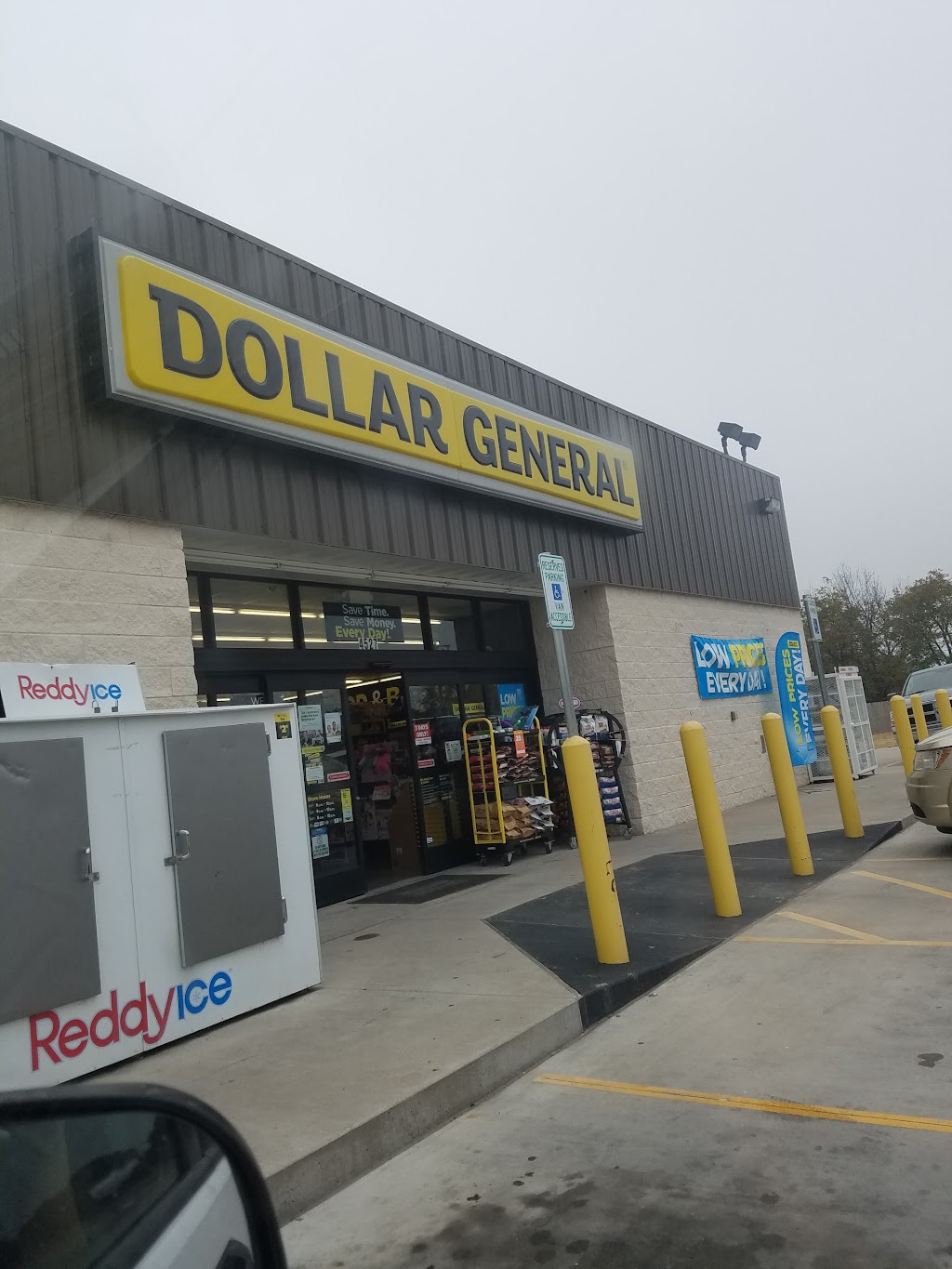 Dollar General | 4527 TX-34, Greenville, TX 75402, USA | Phone: (903) 454-2330