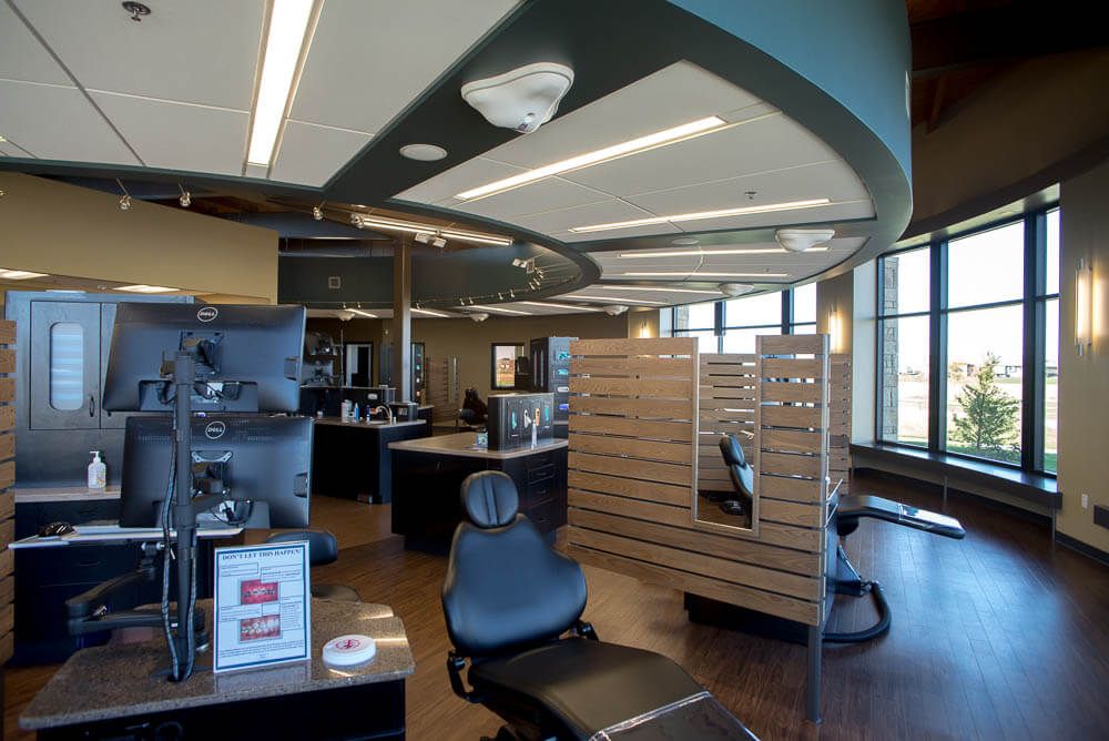 Alger Equipment Co Inc | 320 Flightline Rd, Lago Vista, TX 78645, USA | Phone: (512) 267-0383