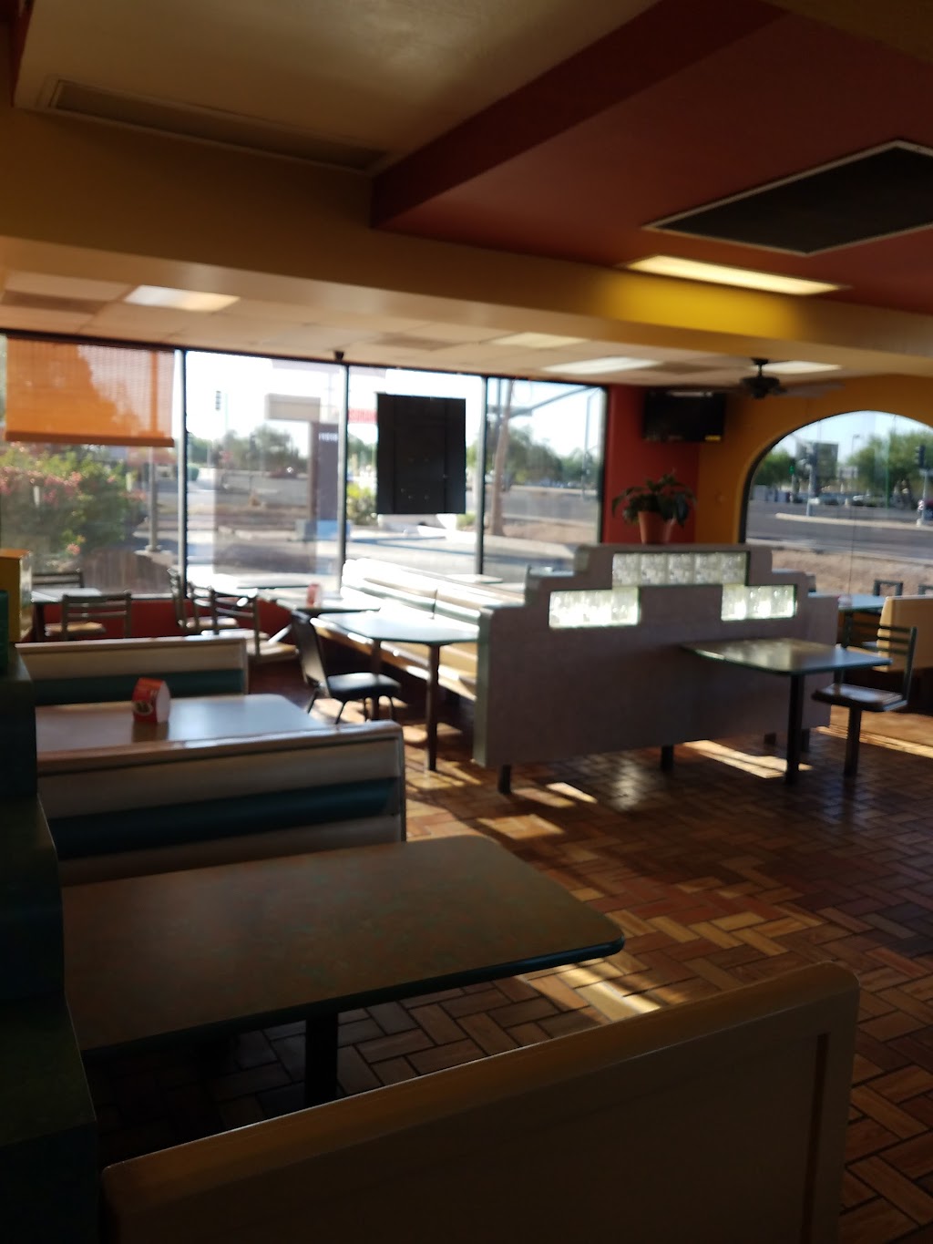 Erickbertos | 11550 E Apache Trail, Apache Junction, AZ 85120, USA | Phone: (480) 354-5165