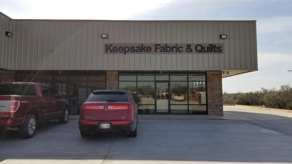 Keepsake Fabric & Quilts | 2990 SE 19th St #10, Moore, OK 73160, USA | Phone: (405) 378-2710