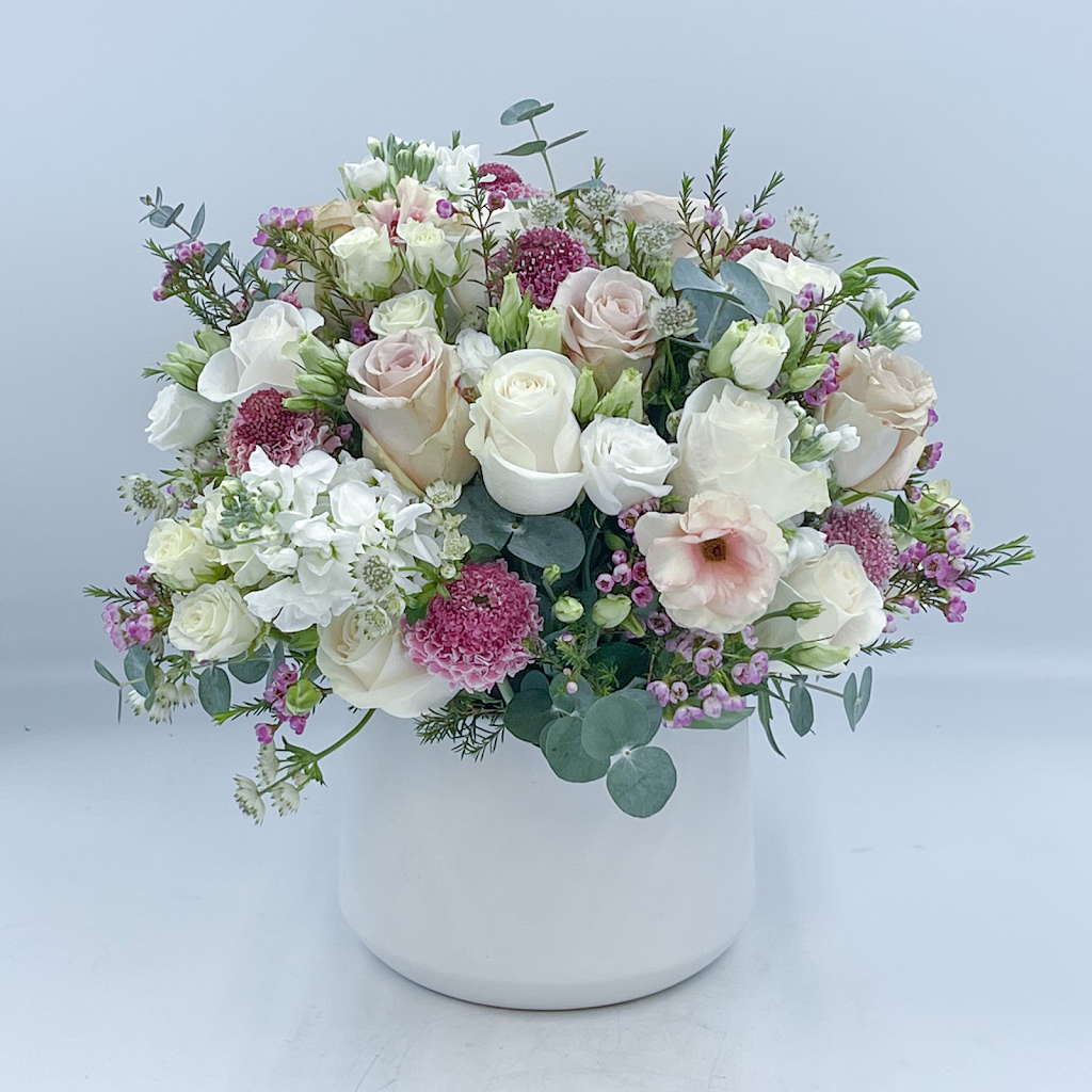 Fine Flowers | 549 NJ-35 Suite 2, Red Bank, NJ 07701 | Phone: (732) 842-3933