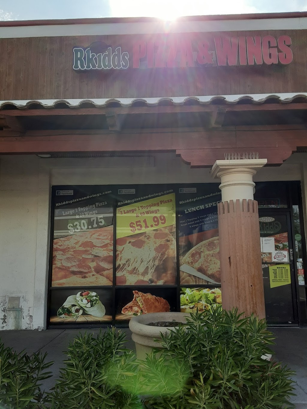 R.Kidds Pizza & Wings | 3415 W Glendale Ave, Phoenix, AZ 85051, USA | Phone: (602) 841-4444