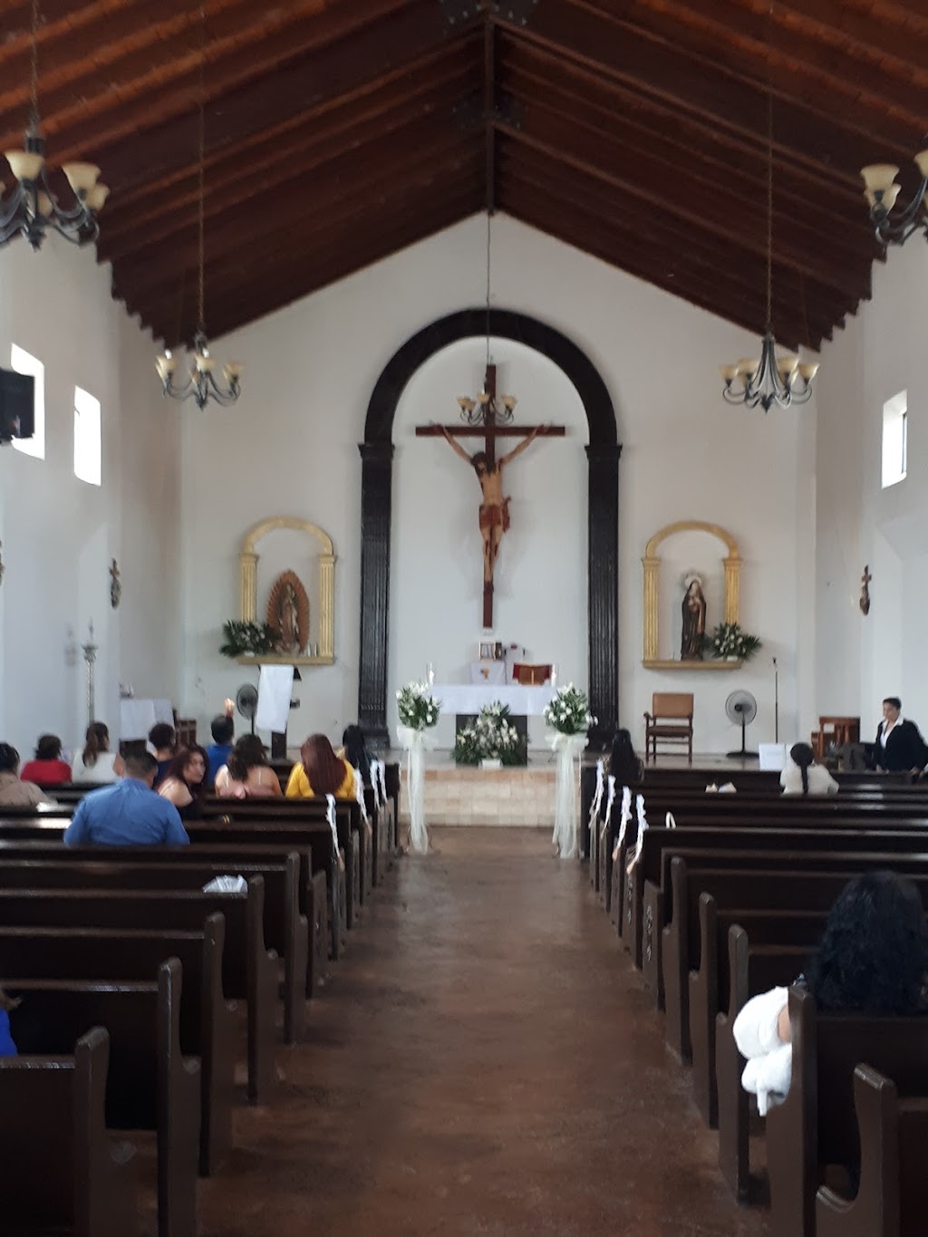 Capilla Santa Teresita del Niño Jesús | Guadalupe Jáuregui, Altiplano, 22204 Tijuana, B.C., Mexico | Phone: 664 196 4031