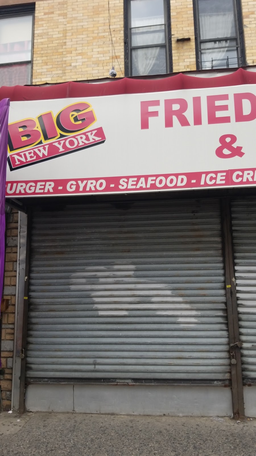 Crown Fried Chicken Far Rockaway | 1479 Beach Channel Dr, Queens, NY 11691, USA | Phone: (718) 337-2312