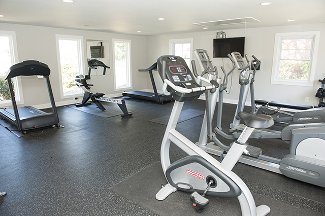 Glen Lennox Apartments | 5 Hamilton Rd, Chapel Hill, NC 27514, USA | Phone: (844) 262-2692 Glen Lennox Apartments | 5 Hamilton Rd, Chapel Hill, NC 27514, USA | Phone: (844) 262-2692