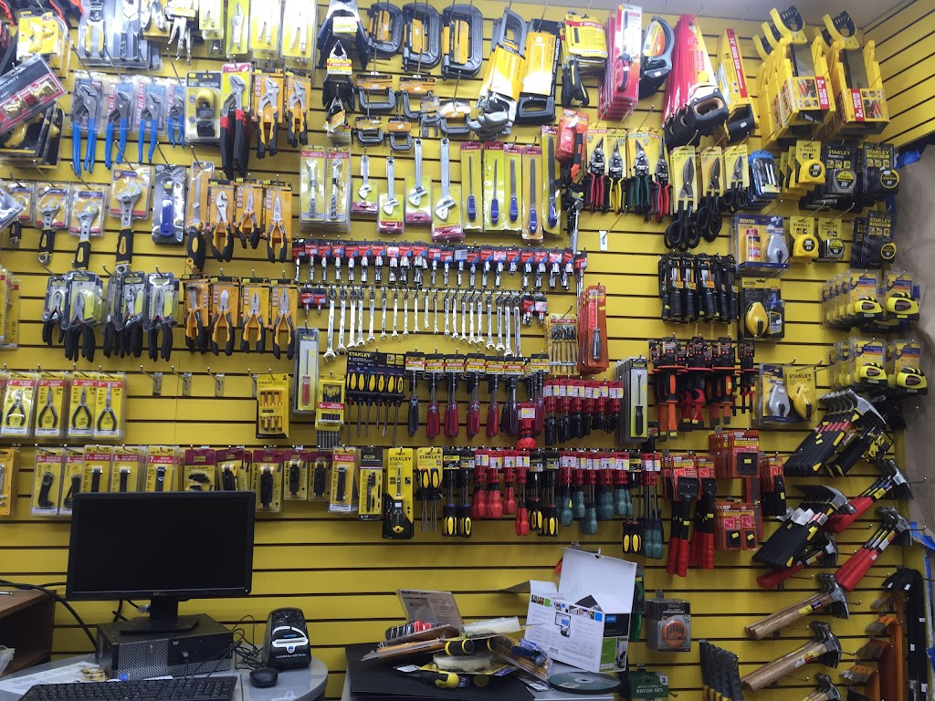 Fresh Pond Hardware | 6609 Fresh Pond Rd, Ridgewood, NY 11385, USA | Phone: (718) 381-7400